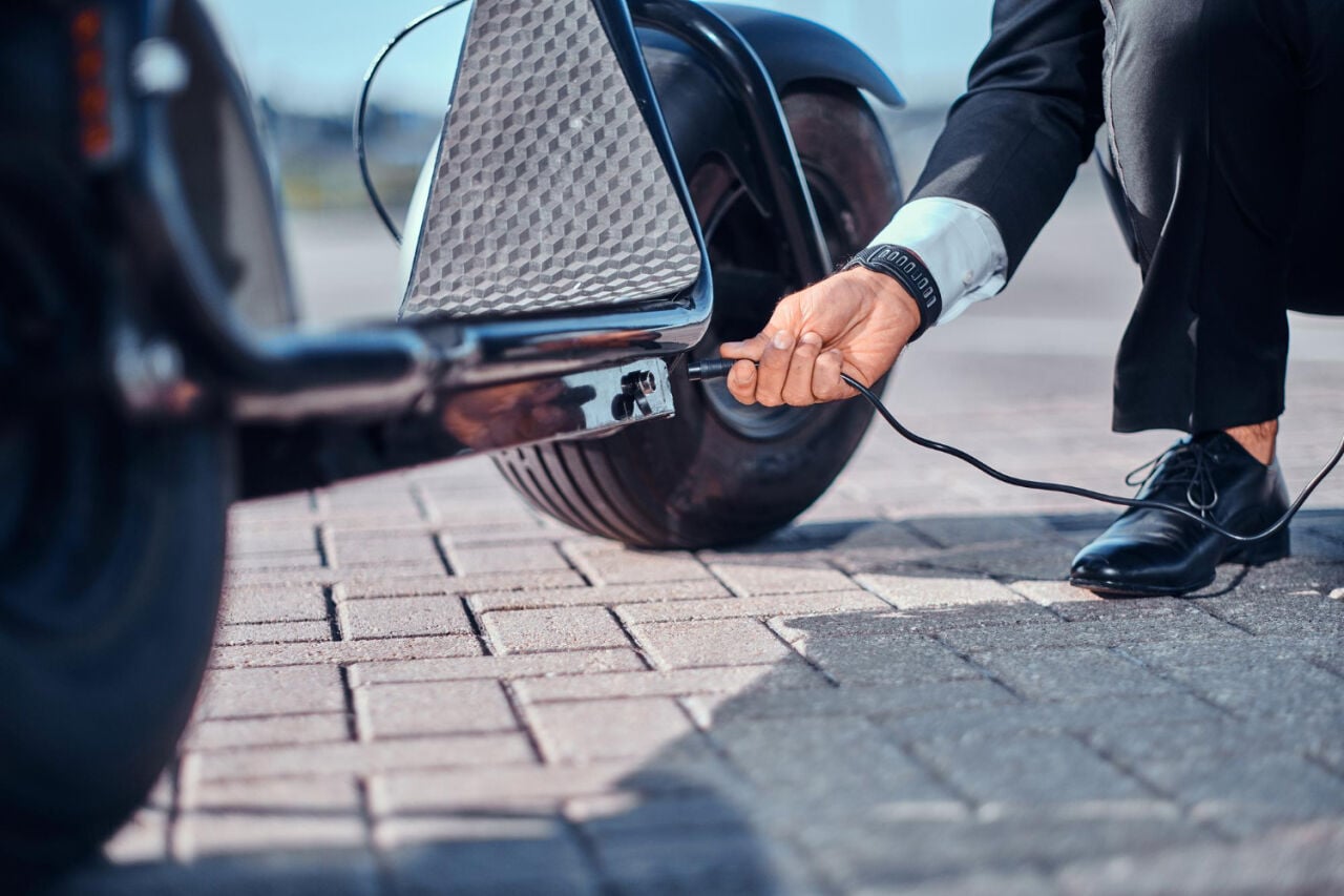 Küçük Elektrikli Araç Aküleri: Voltaj, Kapasite ve Akü Seçimi